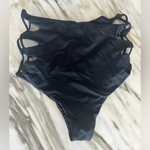 Acacia Swim Queens Bottom